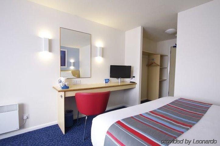 Travelodge Liverpool Stonedale Park Εξωτερικό φωτογραφία