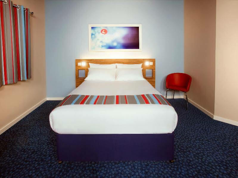 Travelodge Liverpool Stonedale Park Εξωτερικό φωτογραφία