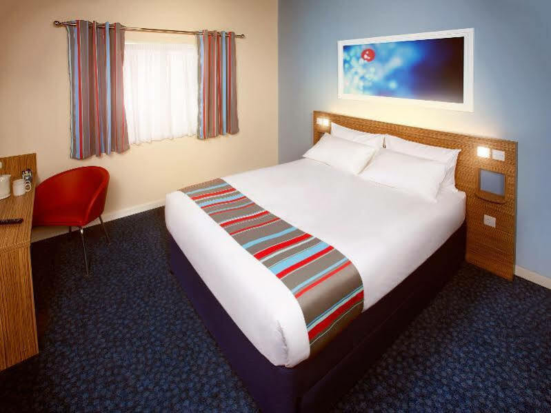 Travelodge Liverpool Stonedale Park Εξωτερικό φωτογραφία